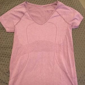 Lululemon women’s swiftly shirt size 10